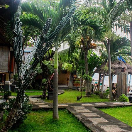 Coconut Beach Bungalows & Warung Amed Zewnętrze zdjęcie